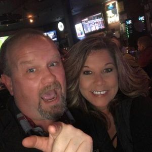 Meet your Posher, Robin